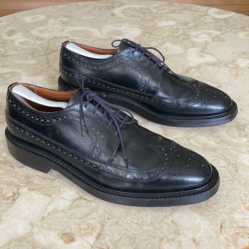 Vintage Florsheim Imperial Black Leather Wingtip Brogues